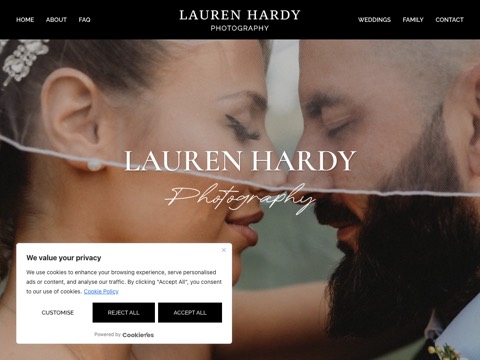 Screenshot of the LAUREN HARDY PHOTOGRAPHY website